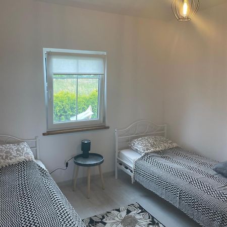 Villa Mewaewa Przystan Na Relaks Jezierzany Esterno foto