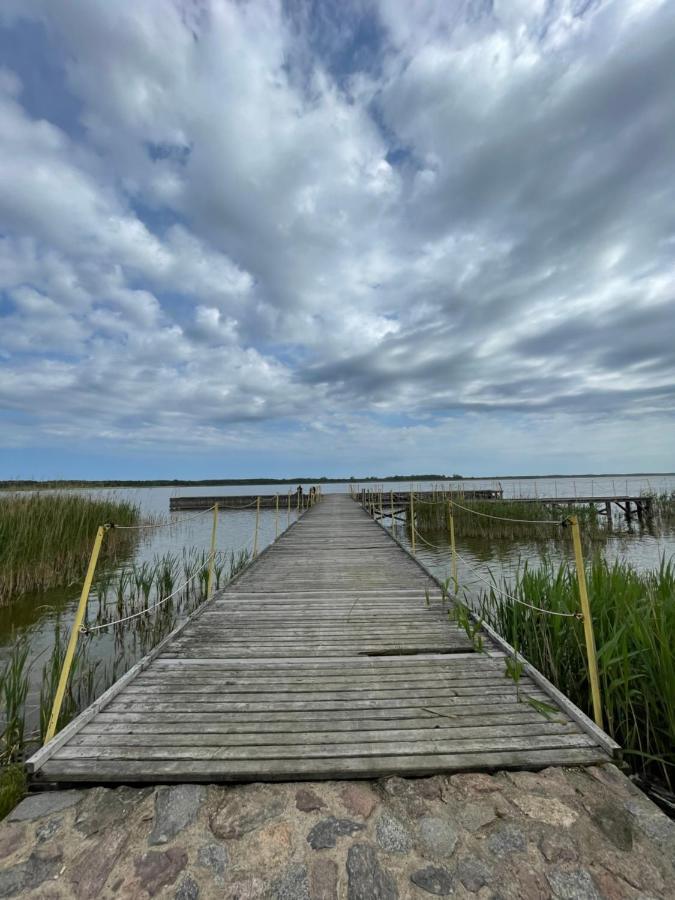 Villa Mewaewa Przystan Na Relaks Jezierzany Esterno foto