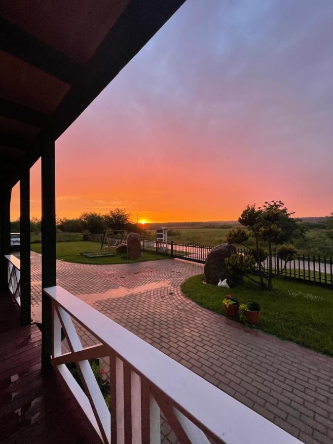 Villa Mewaewa Przystan Na Relaks Jezierzany Esterno foto